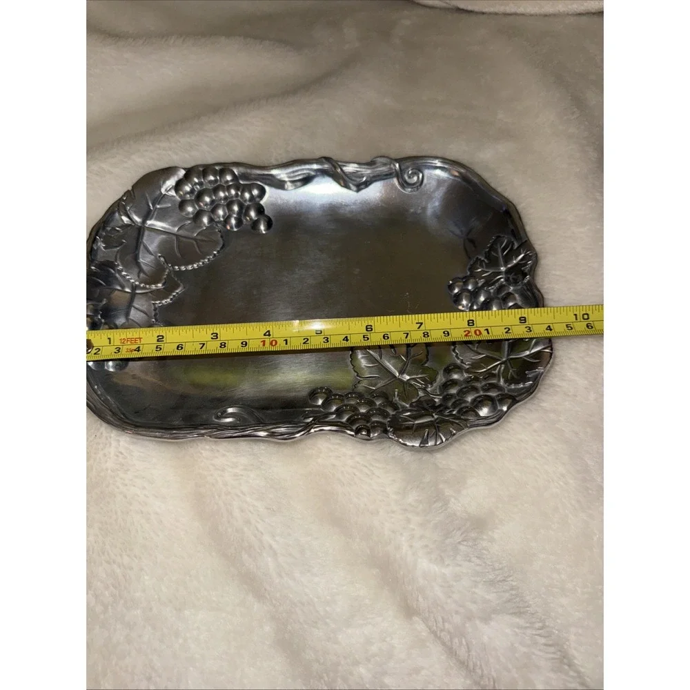 Arthur Court 2010 Grape Catch-All Aluminum Coupe Tray 9.5